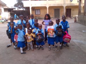 Kinder des Ijamido children’s home in Nigeria